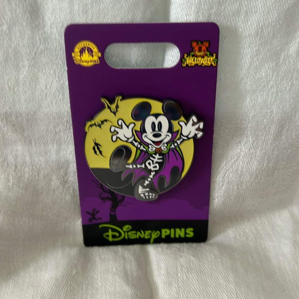 Mickey Mouse Skeleton Vampire Halloween 2024 Disney Pin